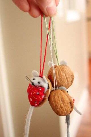 χριστουγεννιάτικα παιχνίδια από κοχύλια καρυδιάς