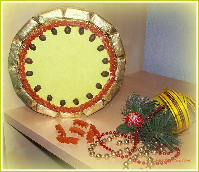 DIY -joulukäsityöt makeisista