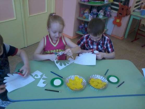 käsitöitä perheen rakkauden ja uskollisuuden päivälle