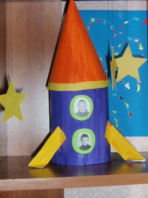 käsitöitä isänmaan puolustajan teemalla