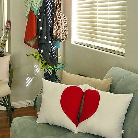 ένα δώρο για έναν άντρα στις 14 Φεβρουαρίου με ιδέες φωτογραφιών με τα χέρια του