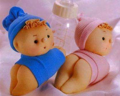 Nukke tavallisesta sukasta on valmis! Kuten näette, niin hauskan lelun ompeleminen ei vie liian kauan.