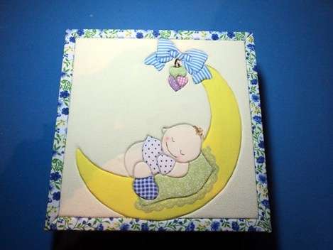 Jos otat vaahdon sydämen muotoon, saat alkuperäisen käsityön rakkaalle