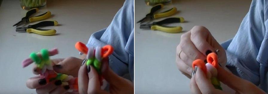 Dva elastické pásy je potrebné preložiť priečne a potom okraje jedného ohnúť cez druhý