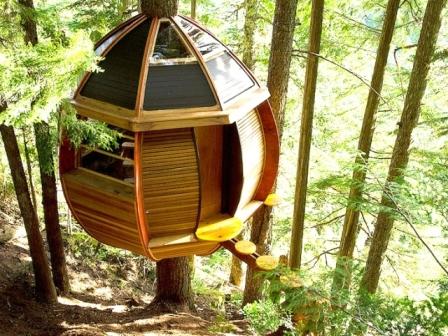 Δασικό σπίτι σε σχήμα αυγού