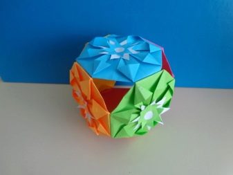 أمثلة صور Kusudama: ما هو - كيف تصنع كرة سحرية من الورق بيديك ، مخططات لتجميع زهور الأوريغامي