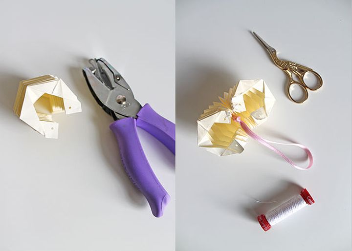 تجميع خطوة بخطوة لكرات عيد الميلاد ذات الثنيات الورقية