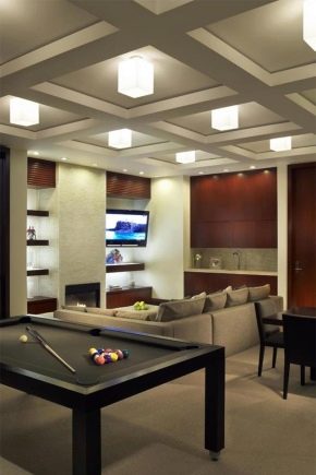 مصابيح سقف مربعة