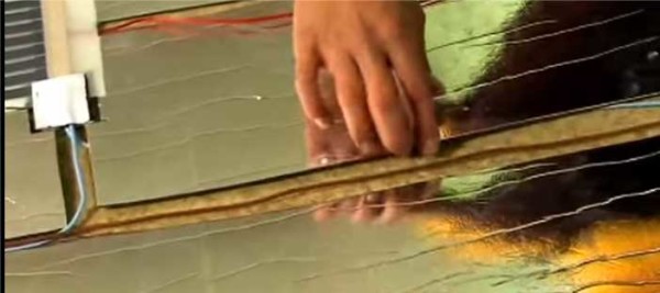 Skær vinduer ud til kontaktplader og ledninger