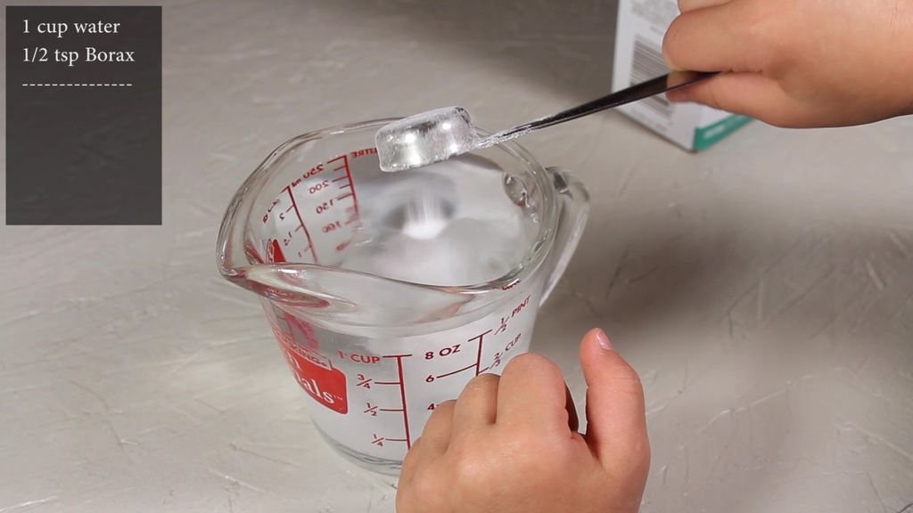 Tuloksena oleva massa on sekoitettava hyvin homogeenisen sakeuden saavuttamiseksi.