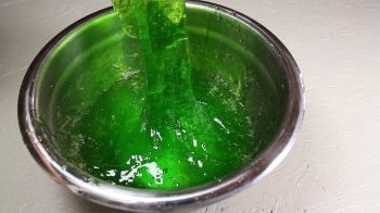 Tällainen lima on varastoitava hyvin sulkeutuvaan astiaan.