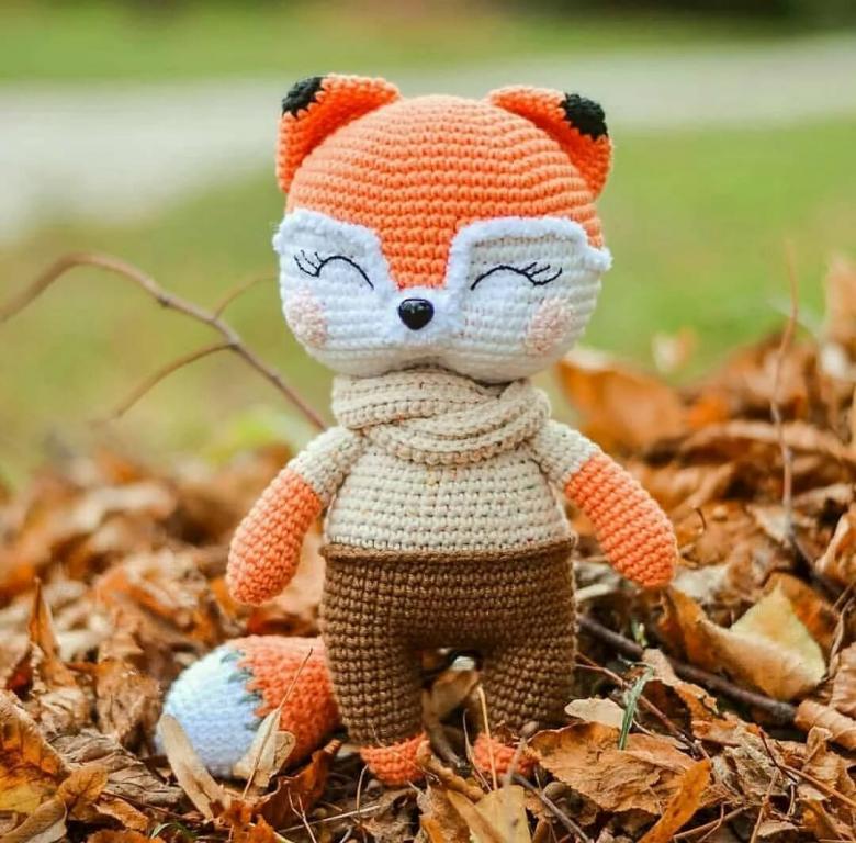 Amigurumi -mestarikurssi: kuinka neuloa aloittelevalla virkkauksella tai neulomalla