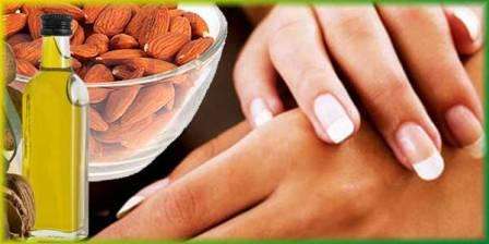 Tuhannet naiset, joilla on herkkä iho, rakastavat manteliöljyä