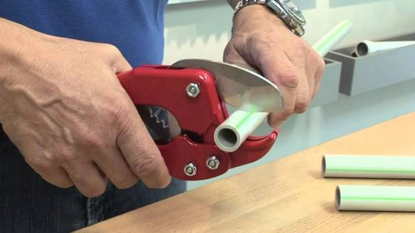 Instruktion til lodning af polypropylenrør: teknologi og trin-for-trin trin til lodning af polypropylenrør