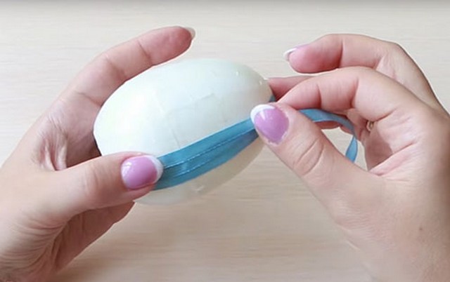 Pääsiäismuna - ideoita pääsiäismunien koristeluun sekä käsityöideoita munien muodossa eri toteutustekniikoissa