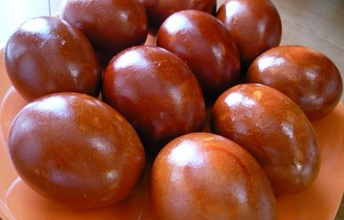 Pääsiäismuna - ideoita pääsiäismunien koristeluun sekä ideoita käsityöksi munien muodossa eri toteutustekniikoissa