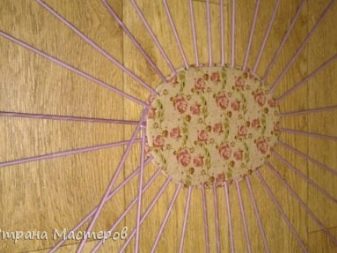 Kutominen koreja ja muita sisustuselementtejä sanomalehtiputkista: mestarikurssit, video -ohjeet