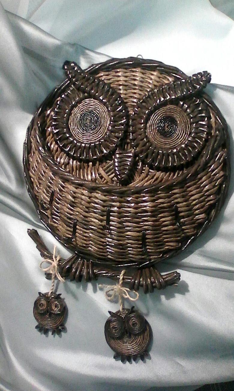 Kutominen koreja ja muita sisustuselementtejä sanomalehtiputkista: mestarikurssit, video -ohjeet