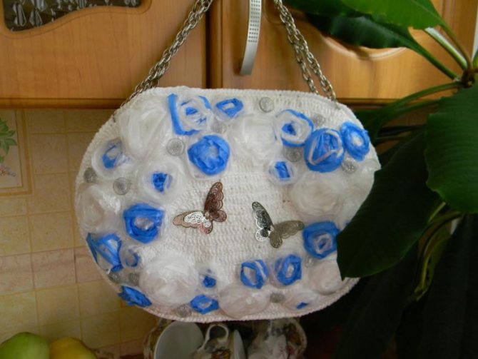 Håndværk fra plastposer-interessante ideer med en trinvis beskrivelse