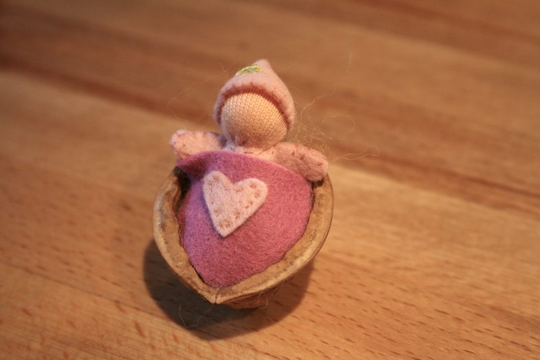 Käsityöt pähkinäkuorista: valokuvaesimerkkejä ja video -ohjeita