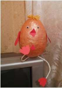 Χειροτεχνία με κέλυφος αυγού: παραδείγματα φωτογραφιών των καλύτερων έργων και περιγραφή της κατασκευής τους