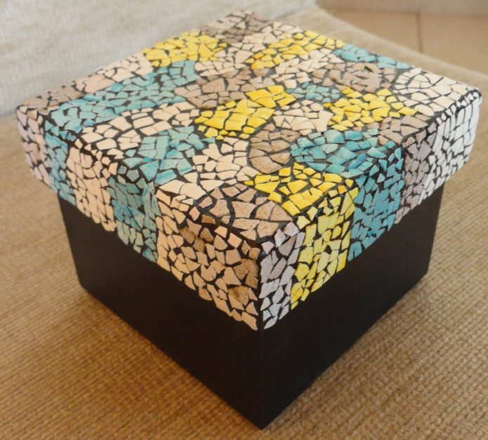 Χειροτεχνίες με κέλυφος αυγού: ένα κύριο μάθημα για αρχάριους, παραδείγματα φωτογραφιών, οδηγίες βίντεο