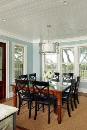 سقف الألواح البلاستيكية: مزايا وعيوب