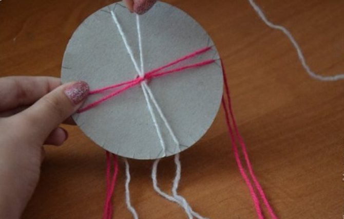 الأحزمة والحلي ، صنع الأقراص: حبال كوميهيمو اليابانية