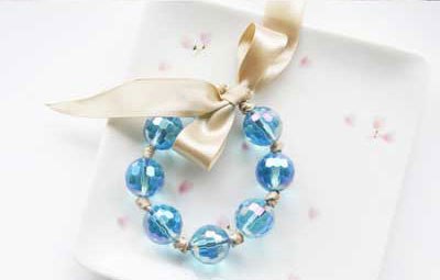 Tee alkuperäinen rannekoru omin käsin