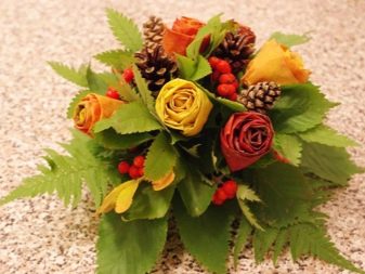 Tee-se-itse-vaahteranlehti ruusuja askel askeleelta valokuvalla aloittelijoille