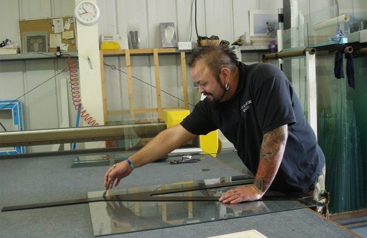 Kotitekoiset akvaariot-kaikkien saatavilla: tee-se-itse-akvaario kotona: kuinka tehdä lasia, kuinka liimata, video