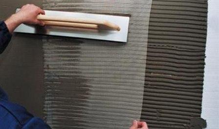 Proces nanášania vrstvy na vyrovnanie