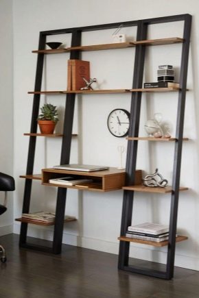 حوائط مع مكتب كمبيوتر