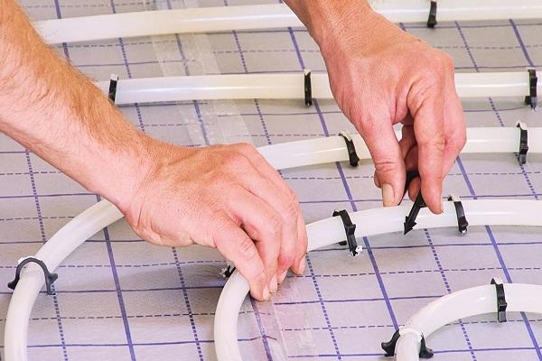 Lämpimän veden lattiat