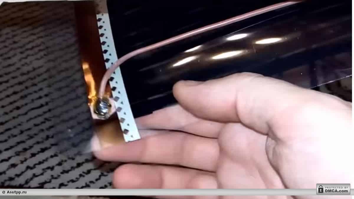 Pripojte terminál k medenej tyči