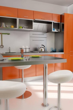 Ъглова кухненска маса