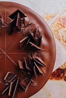 Dekorer kager på forskellige måder: praktiske tips til nybegyndere kokke