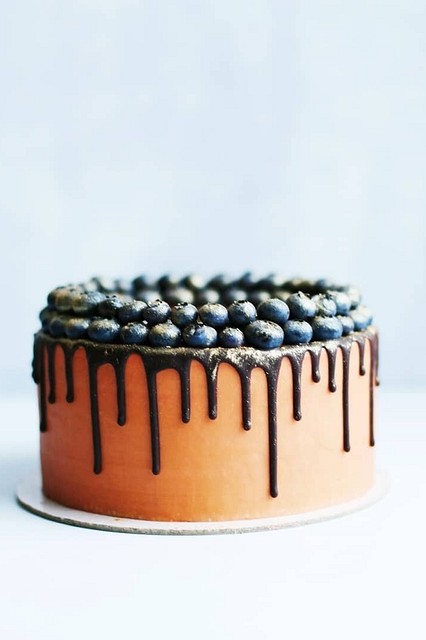 Dekorer kager på forskellige måder: praktiske tips til nybegyndere kokke