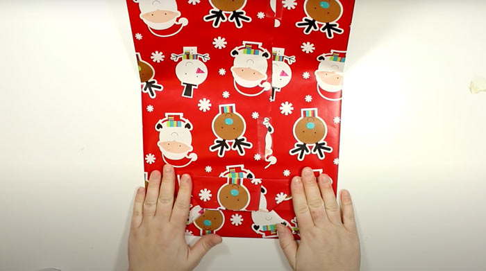 Kuvassa näkyy - Kuinka pakata lahja, kuva. Lahjakassi