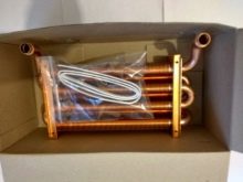 Η συσκευή και η αρχή λειτουργίας ενός λέβητα αερίου διπλού κυκλώματος