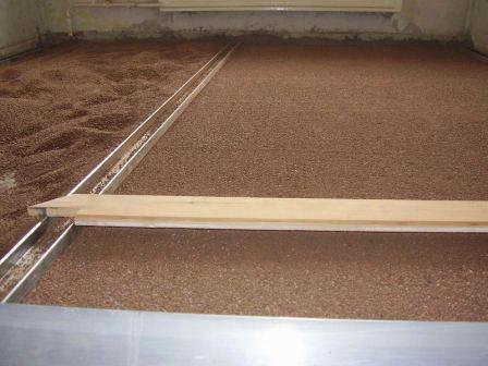 Suché cementové zmesi - rovná podlaha v garáži
