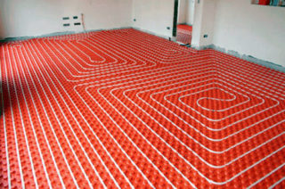 Vand varmeisoleret gulv uden afretningslag - vejledning og konstruktionsteknologi