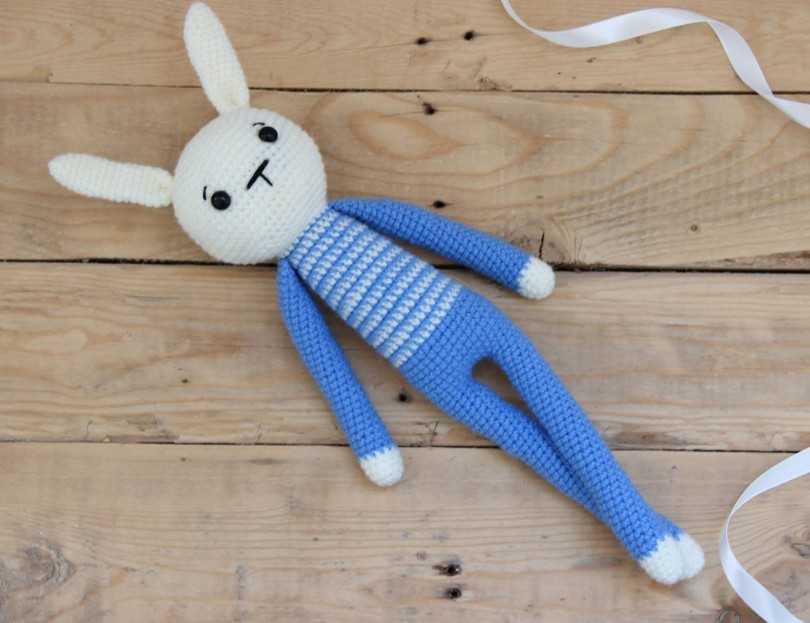 Pletené hračky: podrobný návod na pletenie vlastnými rukami, rôzne techniky, recenzie originálnych hračiek