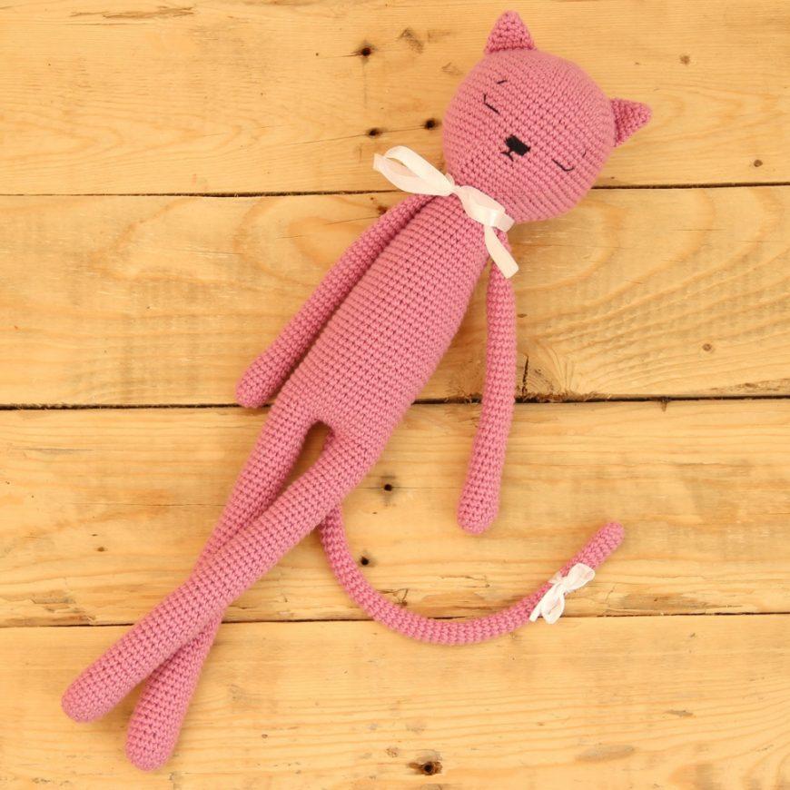 Pletené hračky: podrobný návod na pletenie vlastnými rukami, rôzne techniky, recenzie originálnych hračiek